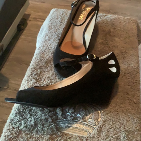 K&M open toe wedges - Picture 2 of 4